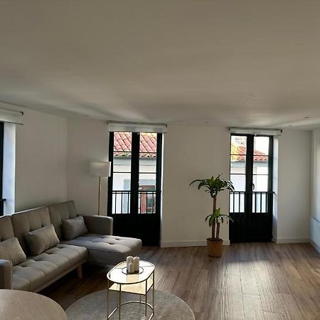 Apartamentos Urbanin II Plaza De San Pedro Cudillero Luaran gambar