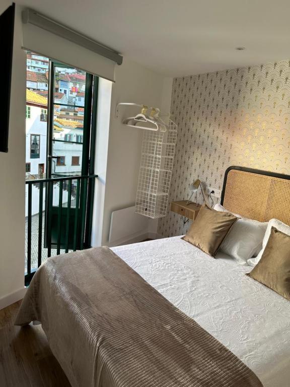 Apartamentos Urbanin II Plaza De San Pedro Cudillero Luaran gambar