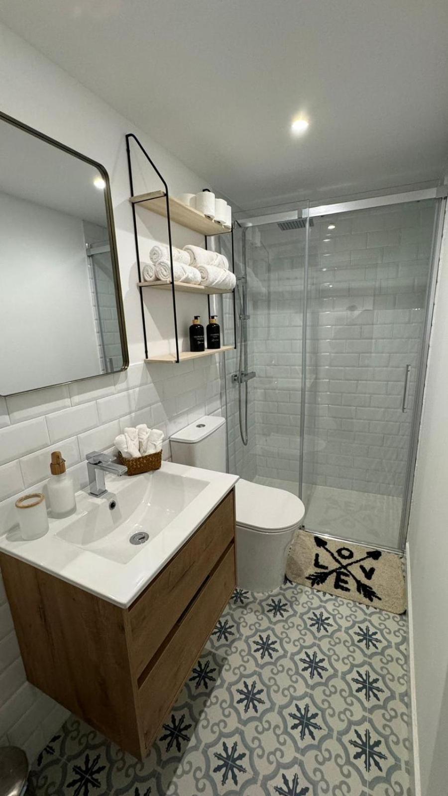 Apartamentos Urbanin II Plaza De San Pedro Cudillero Luaran gambar